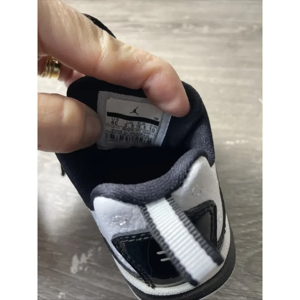 Nike Jordan CMFT Viz Air 13 TD Toddler White Black Sneaker 441376-101 4C
